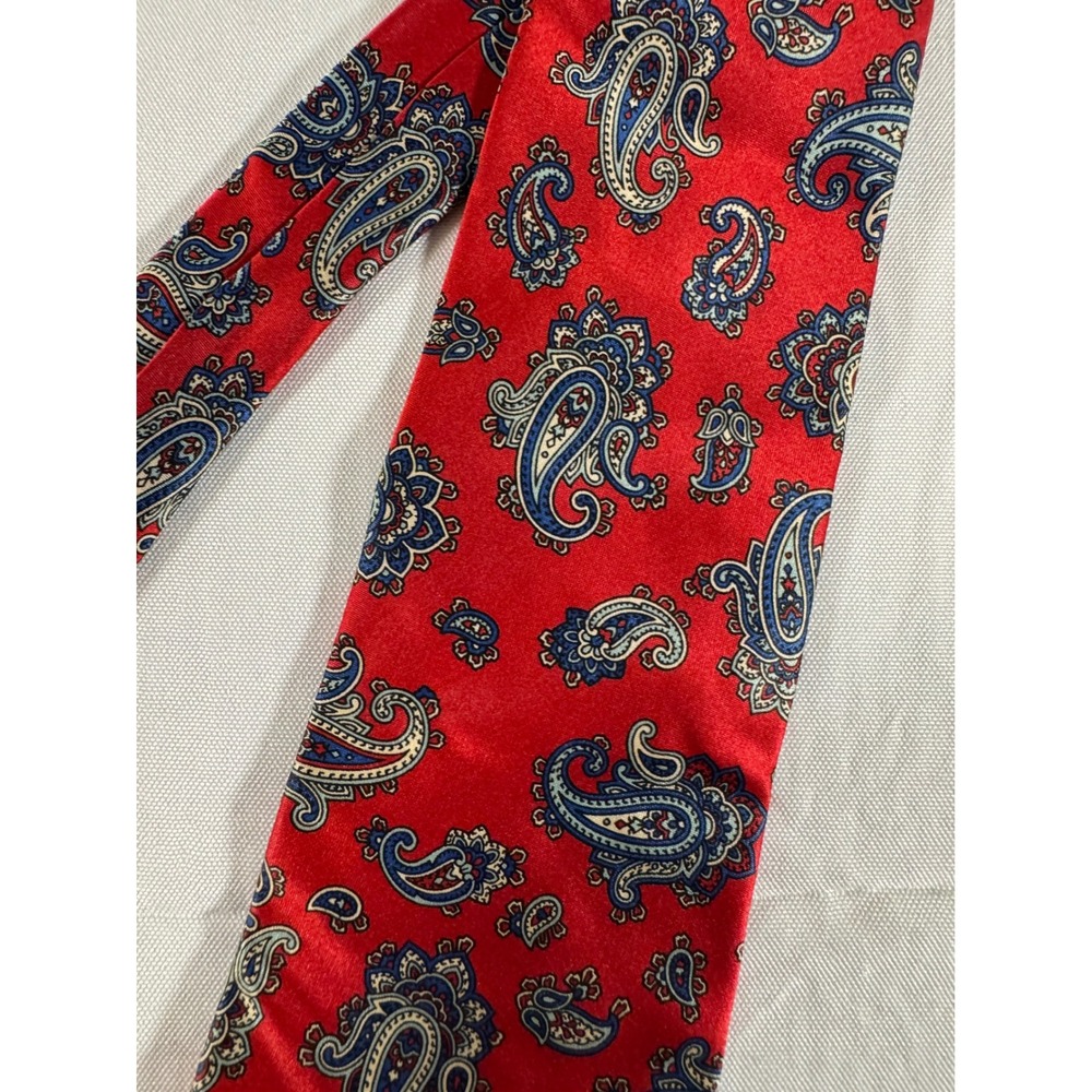 Hanover St Tie Works Ltd Mens Red Paisley Silk Necktie Made in USA Classic